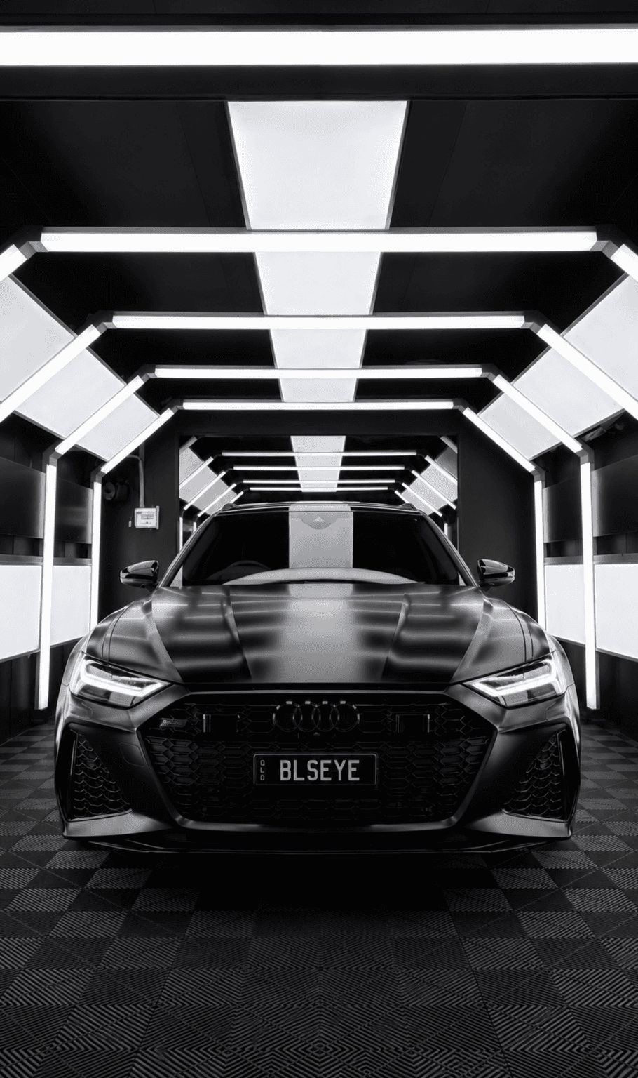 Audi RS6 black styling package